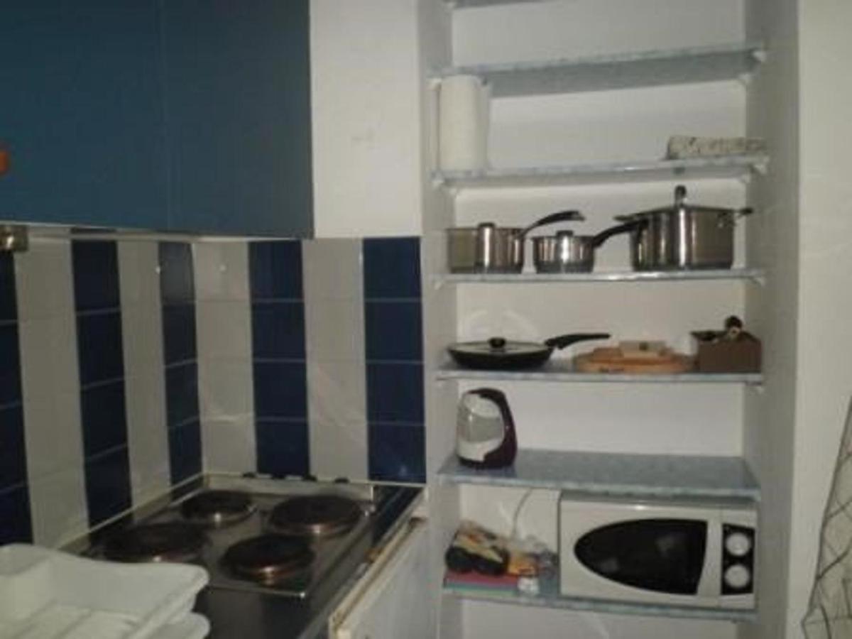 Studio Cabine A 200M De Port Frejus, Plage, Commerces, Terrasse, 4 Couchages, Menage Inclus - Fr-1-226A-31 Exteriér fotografie