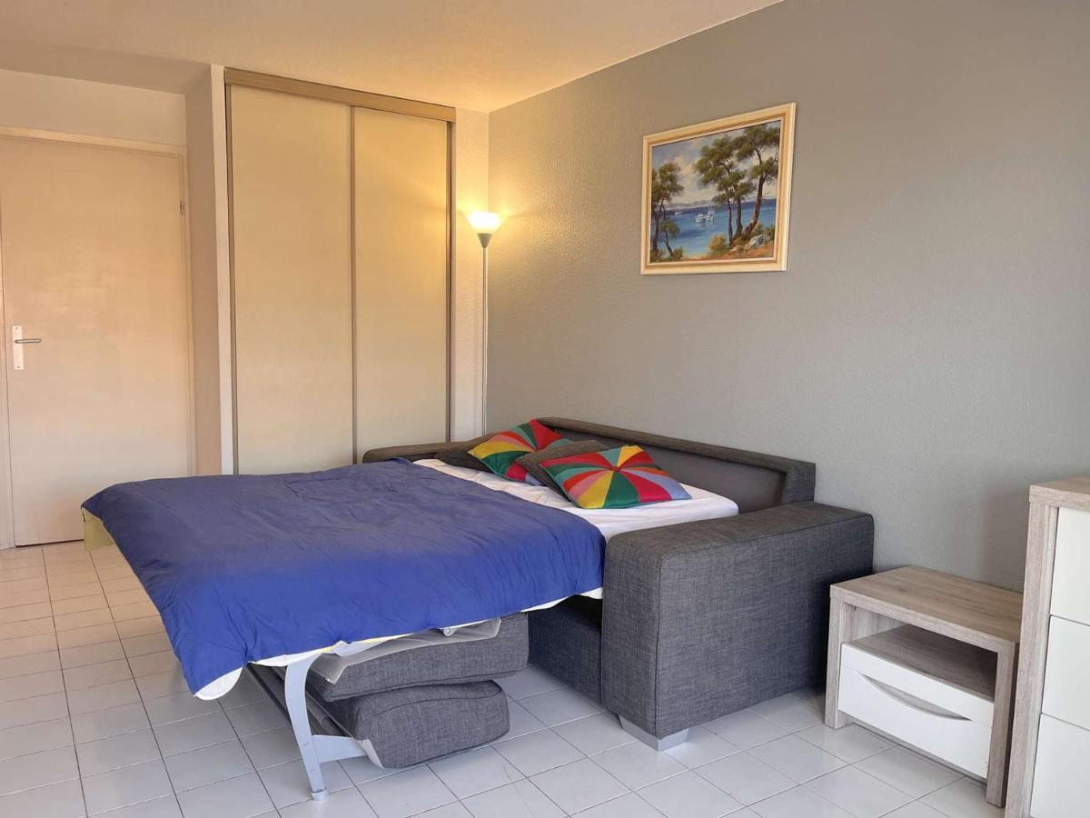 Studio Cabine A 200M De Port Frejus, Plage, Commerces, Terrasse, 4 Couchages, Menage Inclus - Fr-1-226A-31 Exteriér fotografie